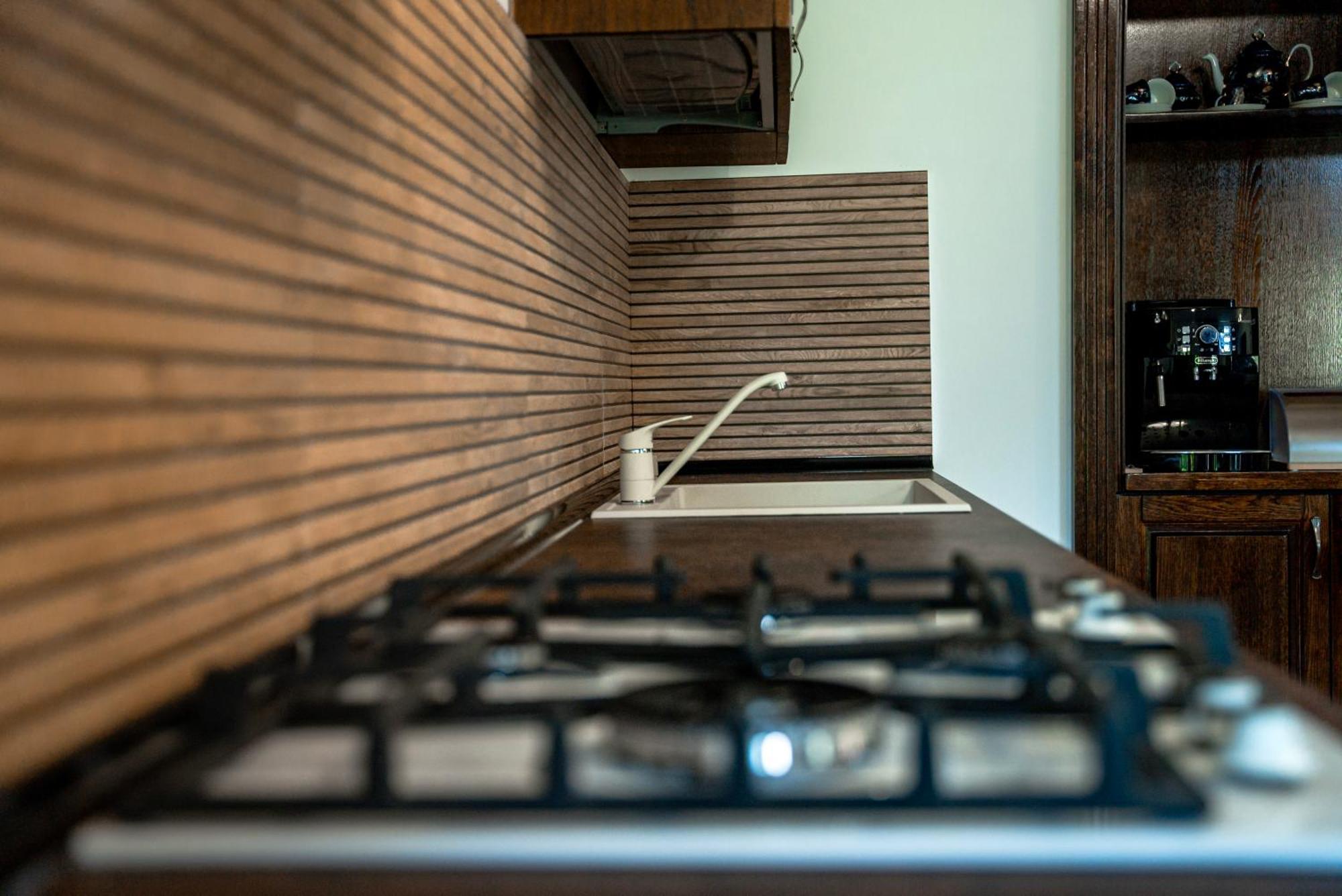Bed and Breakfast Boutique Marlen Ghimbav Esterno foto