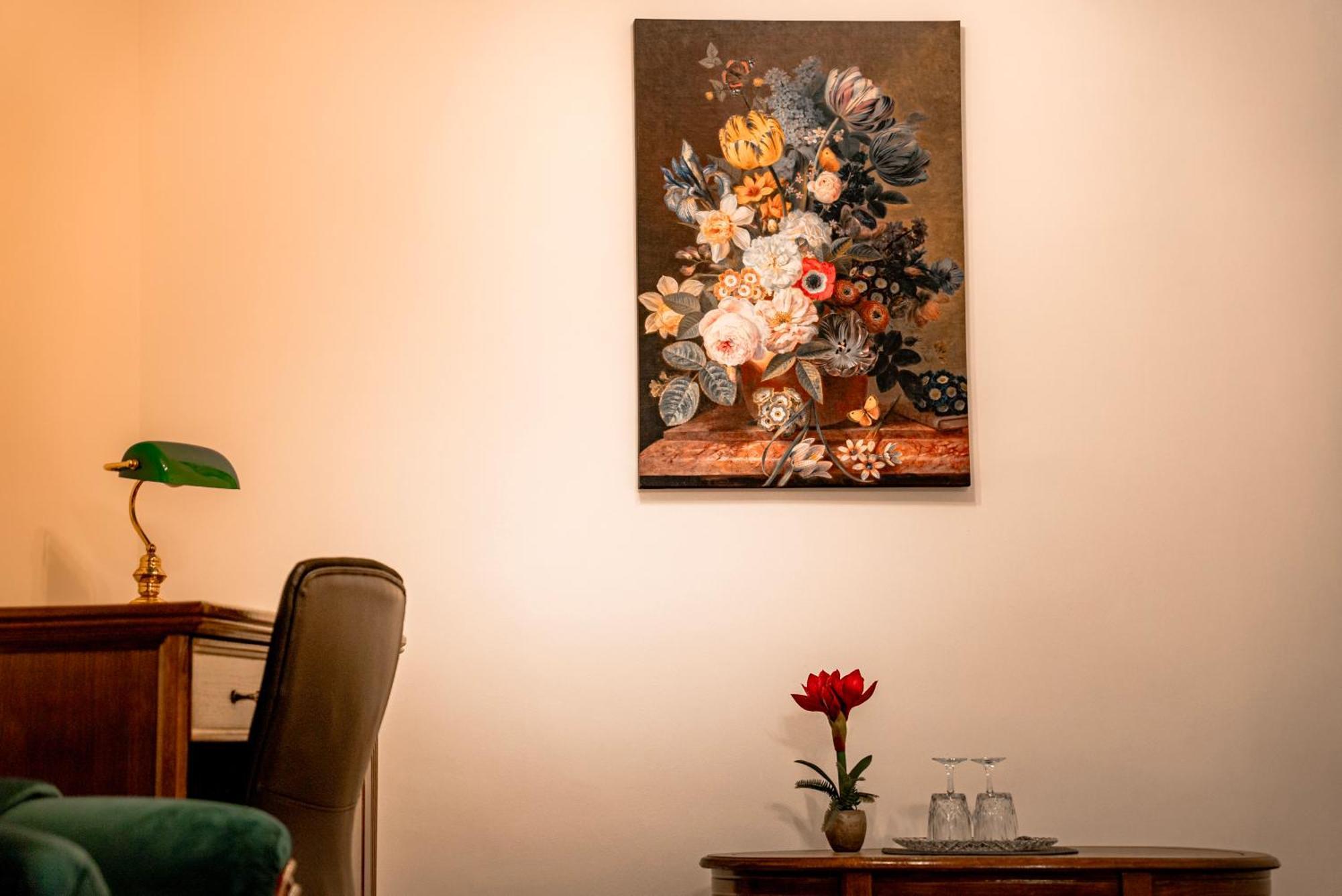 Bed and Breakfast Boutique Marlen Ghimbav Esterno foto